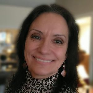 Meet your Posher, Liz